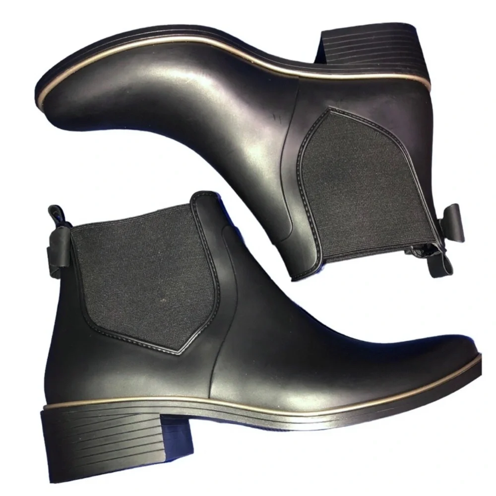 Kate Spade Solstice edimburg black back bow Chelsea Rain Boots size 11 brand new